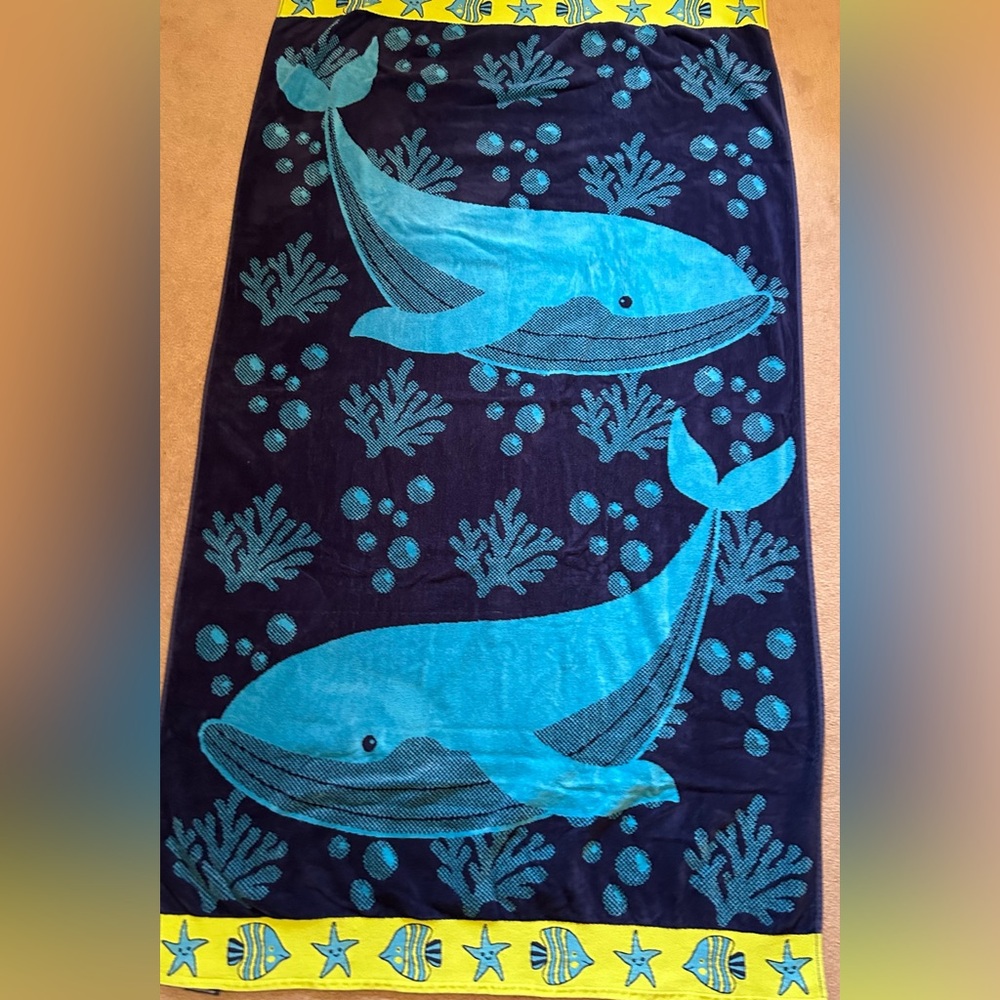 BNWOT Turquoise Whale Graphic Beach Towel